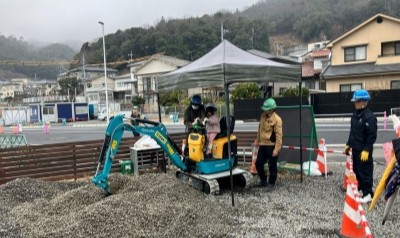 地域貢献（現場見学会・体験学習）
